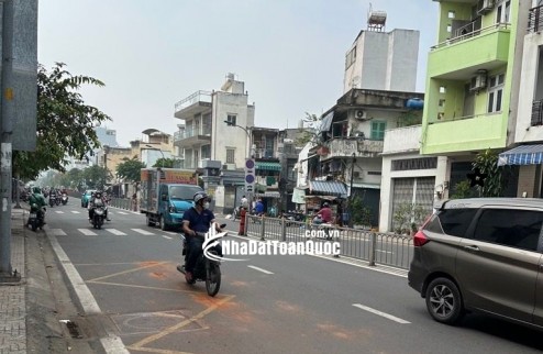 CĂN NHÀ TRONG NGÕ RỘNG RÃI TẠI Q.12, HCM VỚI 600M2,GIÁ TÔT NHẤT , SỔ ĐỎ CHÍNH CHỦ, NHANH TAY LIÊN HỆ!